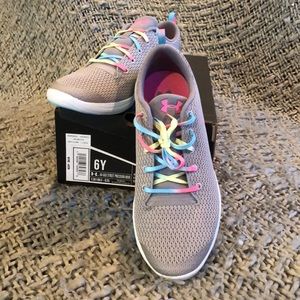 Under Armour youth sneakers - gray with 🌈 laces